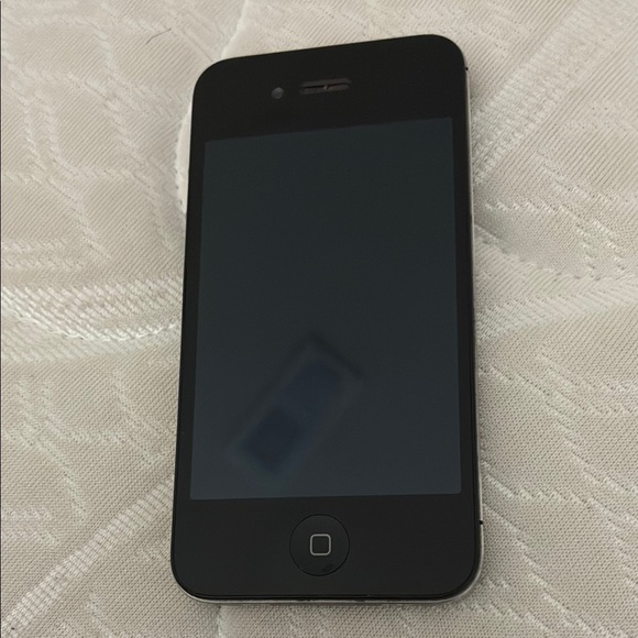 Apple Black iPhone Sleek Design